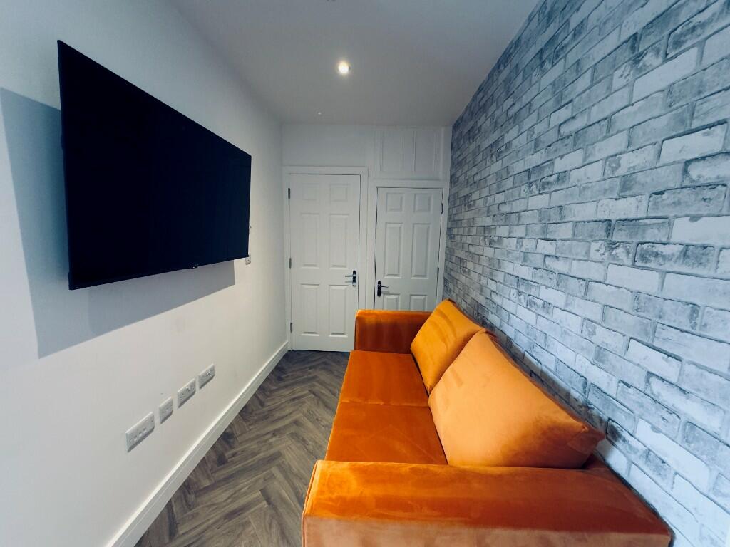 Additional image 17 of House Share - Studio Rooms - Grange Road, Chester