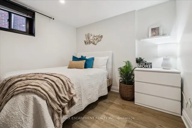 Additional image 25 of 1142 Stanley Dr