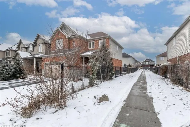 Additional image 37 of 39 Halo Street