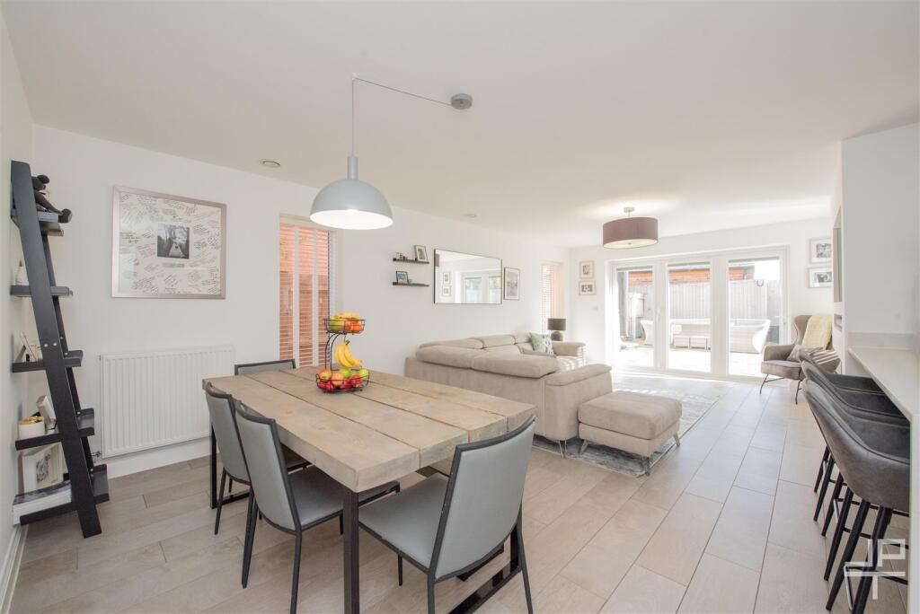 Additional image 3 of Edges Farm Close, Westhoughton, Bolton, BL5 2QY