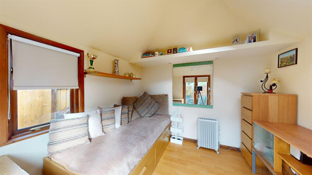 Additional image 14 of Crescent Close, Cowbridge