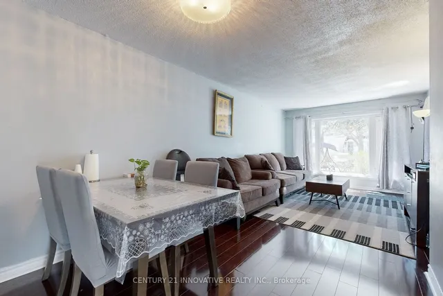 Additional image 8 of 18 Lowry Sq