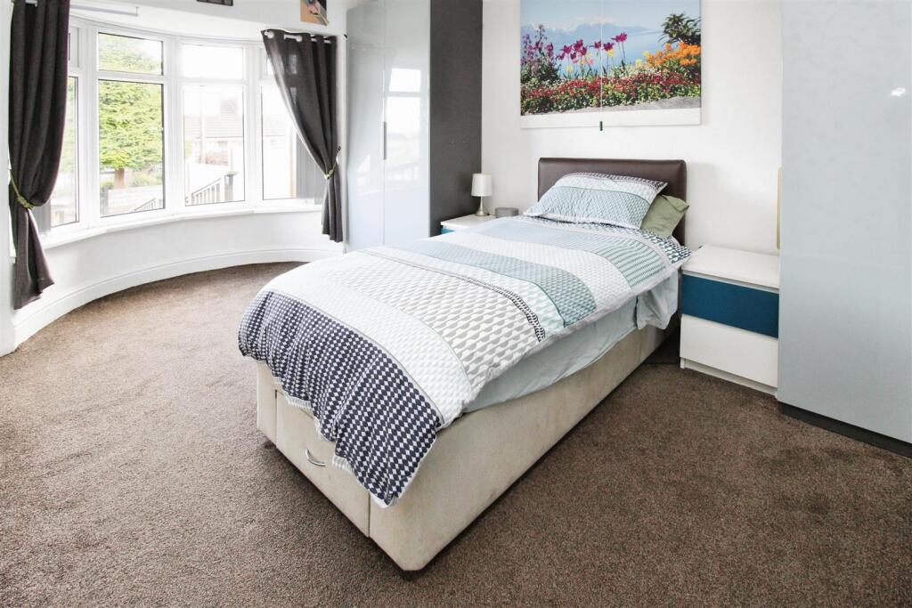 Additional image 7 of Hawes Drive, Bradford, BD5 9BB