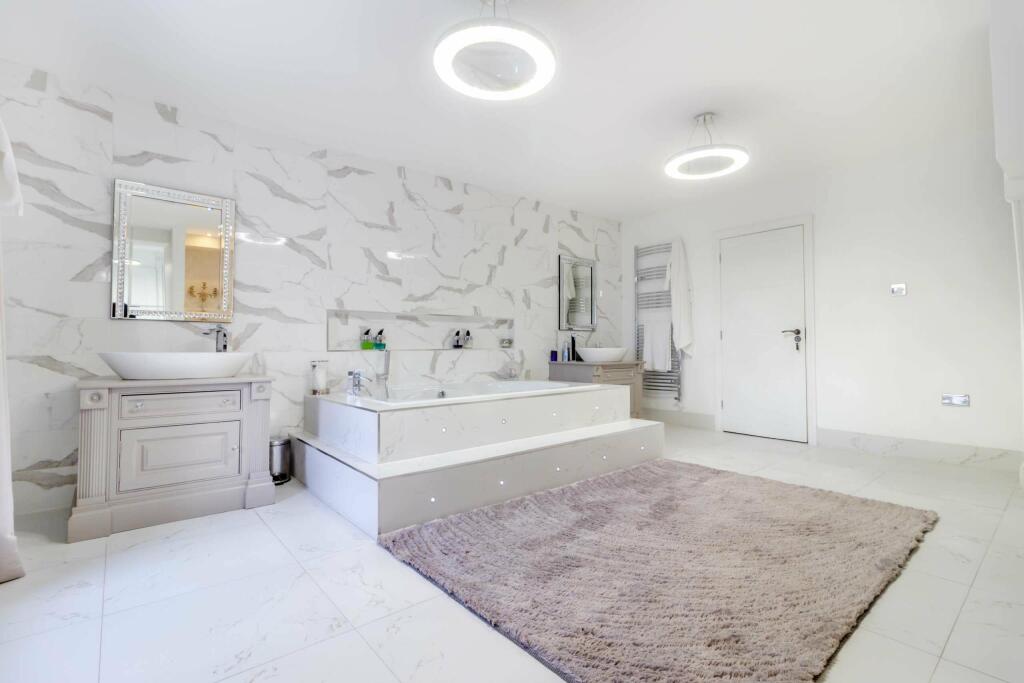 Additional image 22 of Rudry