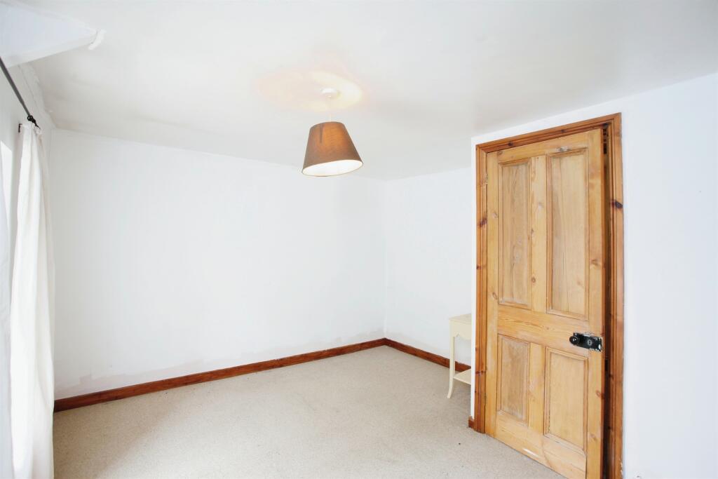 Additional image 10 of Commercial Street, Nelson, Treharris