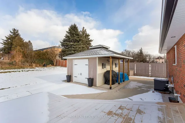 Additional image 34 of 18 Alderson Dr