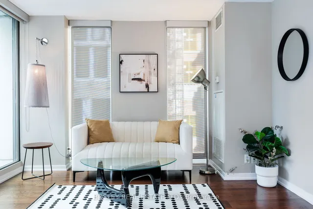 Additional image 2 of 33 Lombard St Unit 412