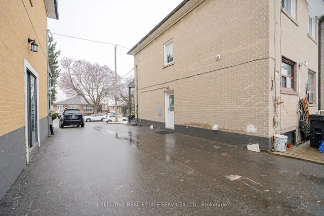 Additional image 38 of 47 Foxrun Ave