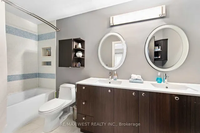 Additional image 14 of 1463 Queen St