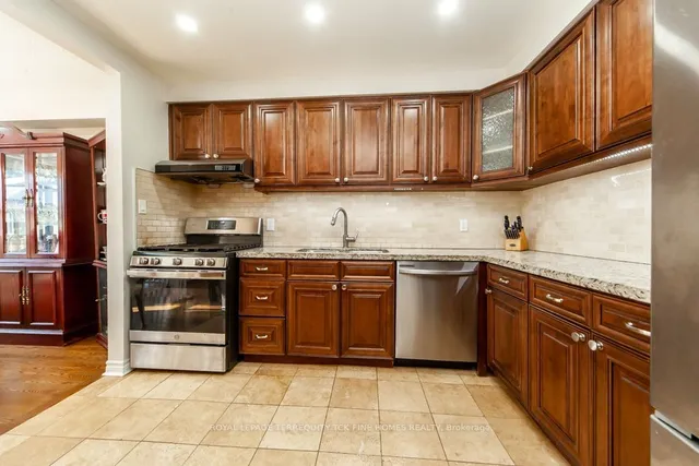 Additional image 12 of 79 Black Hawk Way