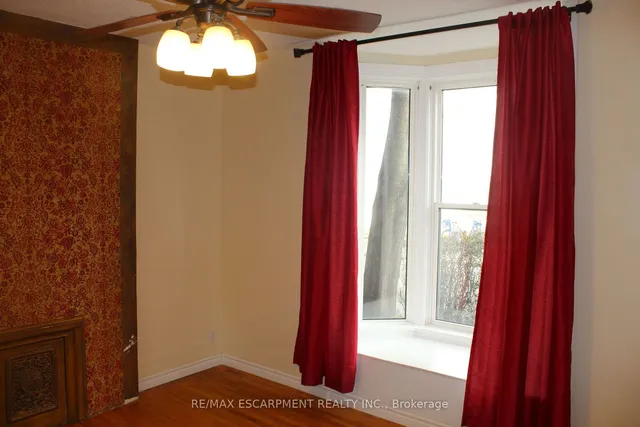 Additional image 10 of 29 Oxford St