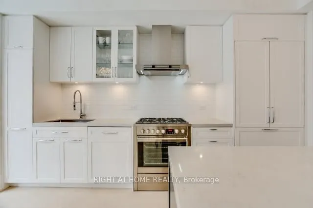 Additional image 11 of 25 Malcolm Rd Unit 112