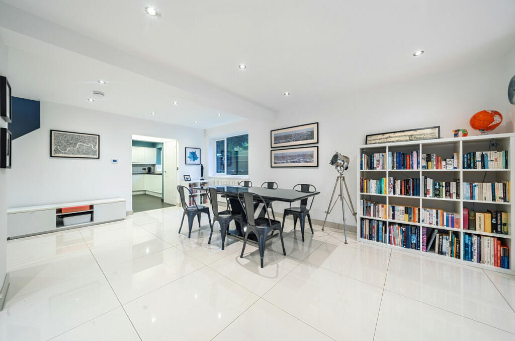 Additional image 38 of Southborough Road, Bromley, BR1