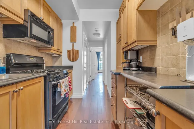 Additional image 6 of 555 King St Unit 104
