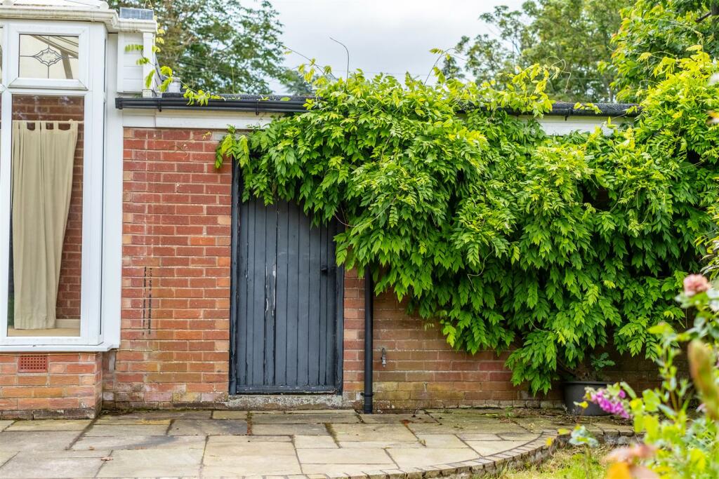 Additional image 42 of Earle Drive, Parkgate