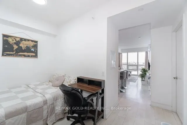 Additional image 9 of 2212 Lakeshore Blvd Unit 2210