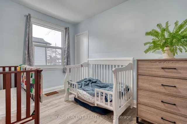 Additional image 15 of 153 East 18th St