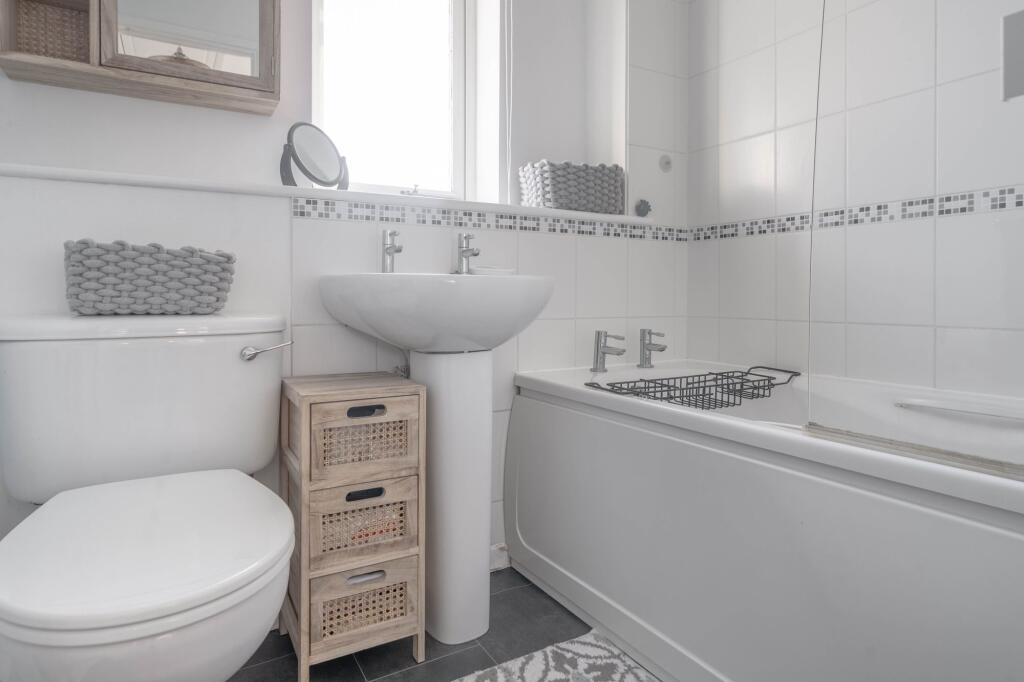 Additional image 8 of Whitegate Close, Swavesey, CB24