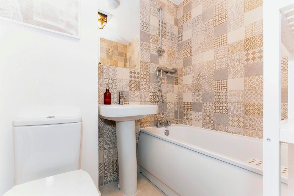 Additional image 9 of Sharland Lane, West Cambourne, CAMBRIDGE