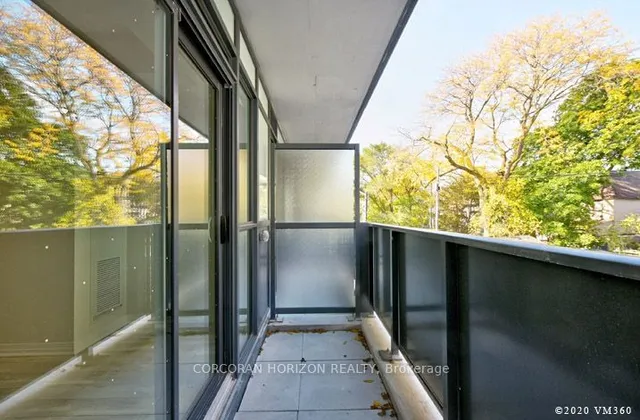 Additional image 19 of 1630 Queen St Unit 217