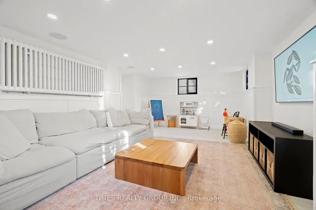 Additional image 29 of 28 Glenaden Ave