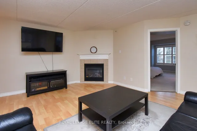 Additional image 9 of 2065 APPLEBY Line Unit 301