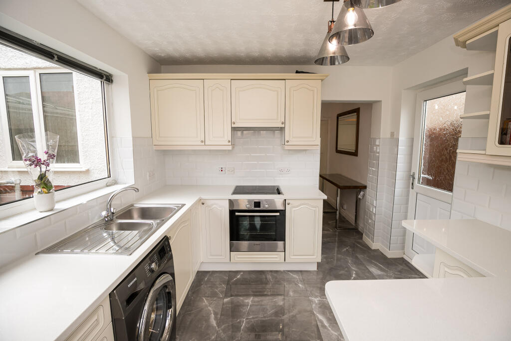 Additional image 6 of Fourth Avenue, Flint, CH6