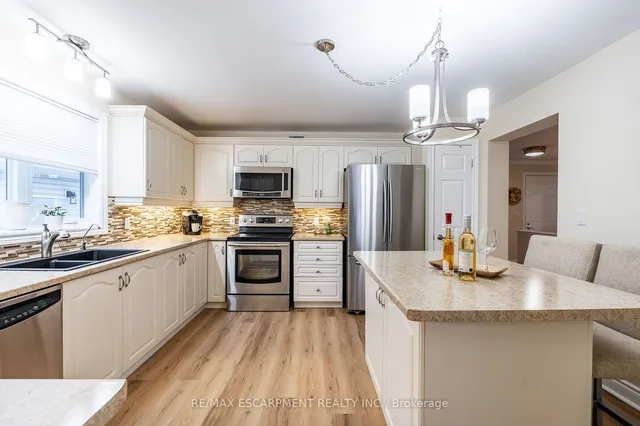 Additional image 19 of 120 Glenariff Dr