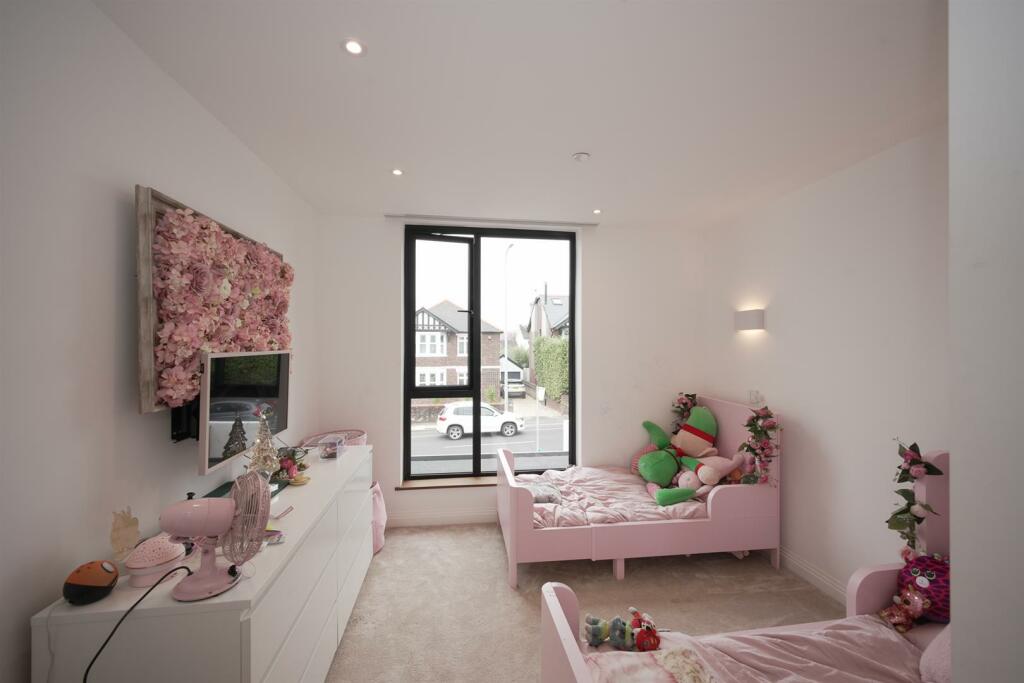Additional image 19 of Lavernock Road, Penarth
