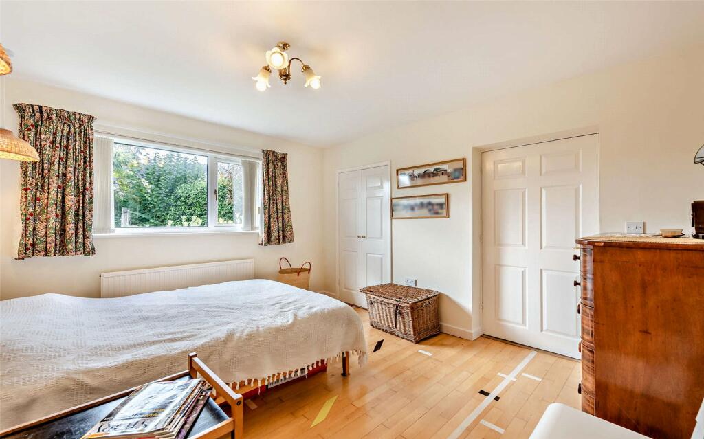 Additional image 11 of Elizabeth Crescent, Chester, Cheshire, CH4