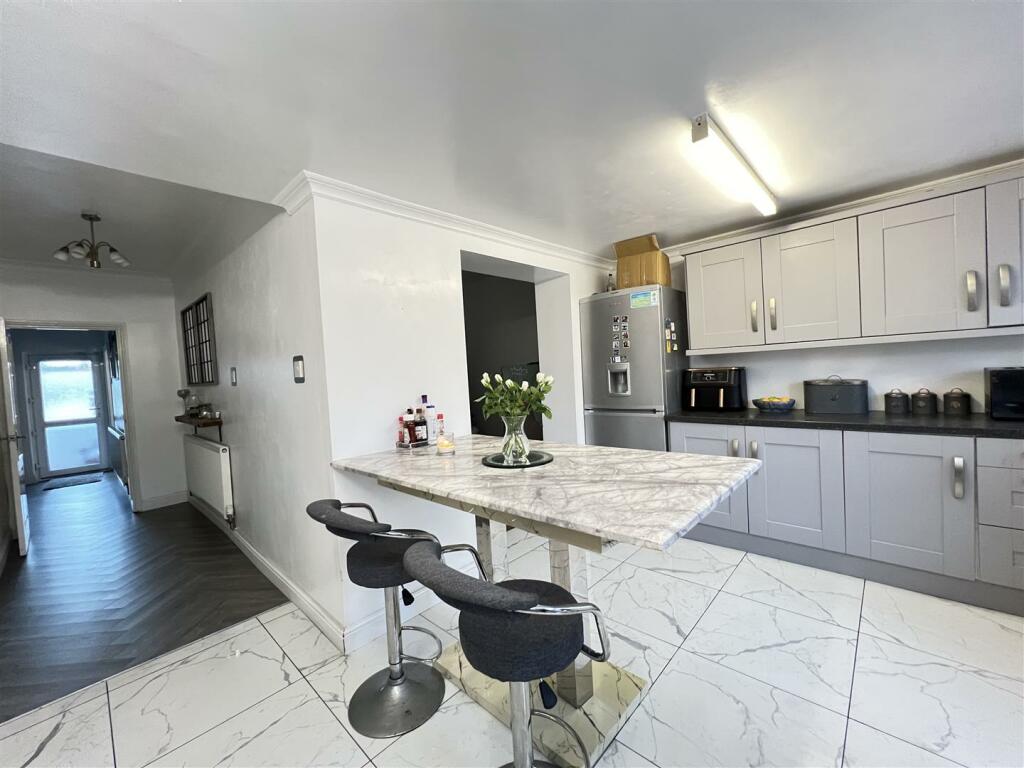 Additional image 4 of Tudor Avenue, Hirwaun, Aberdare