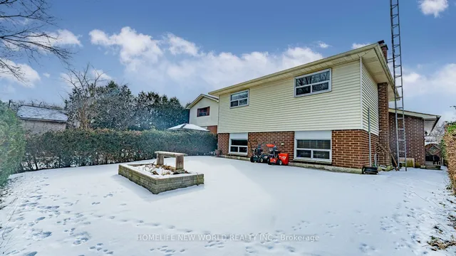 Additional image 34 of 35 Applemore Rd