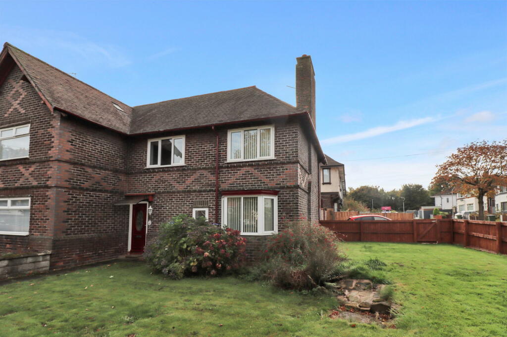 Greenway, Bromborough, CH62