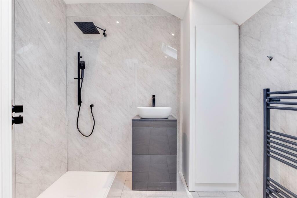 Additional image 10 of Mount Avenue, Heswall, Wirral