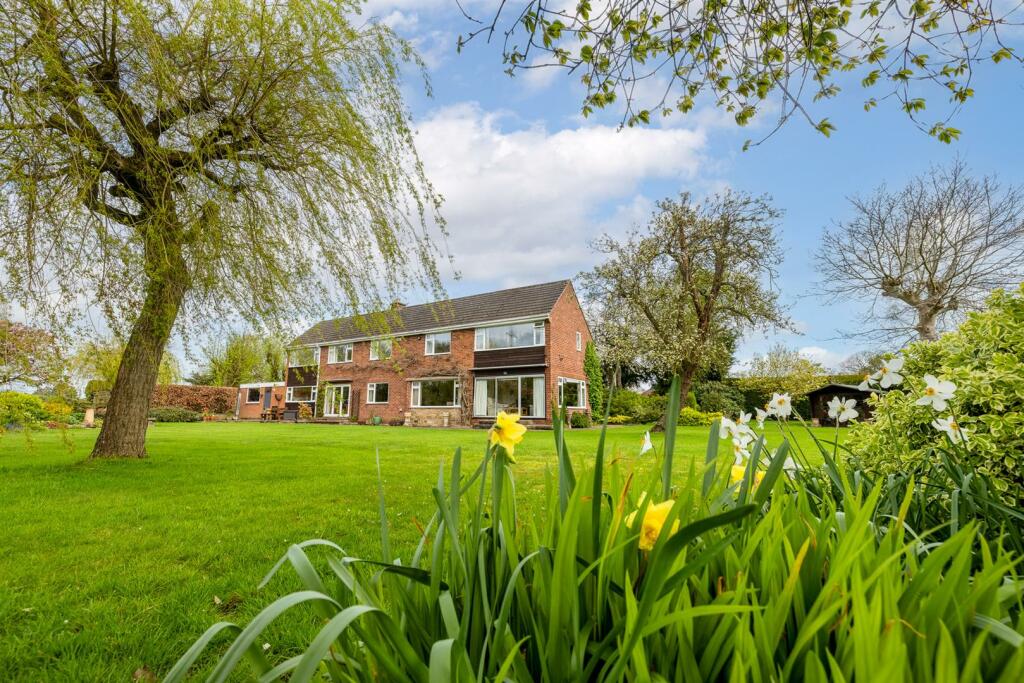 Additional image 32 of Hadlow Road, Willaston, Neston