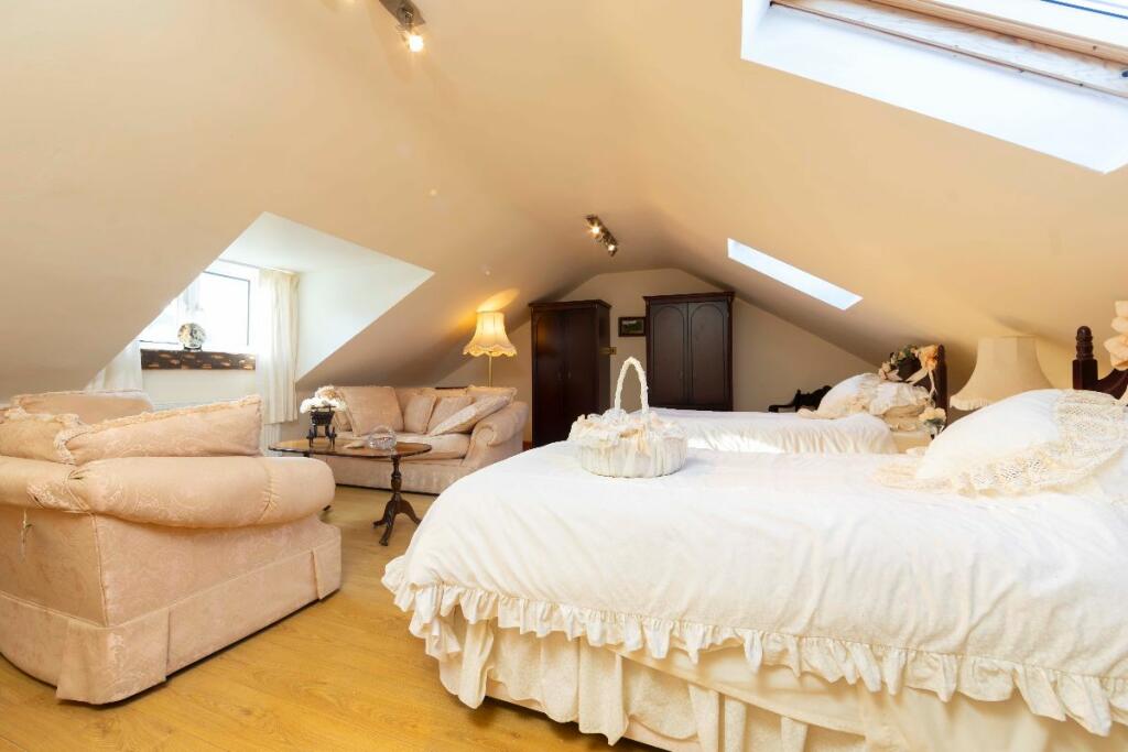 Additional image 70 of Cwmheldeg Isaf Farm, Cilfynydd, Pontypridd