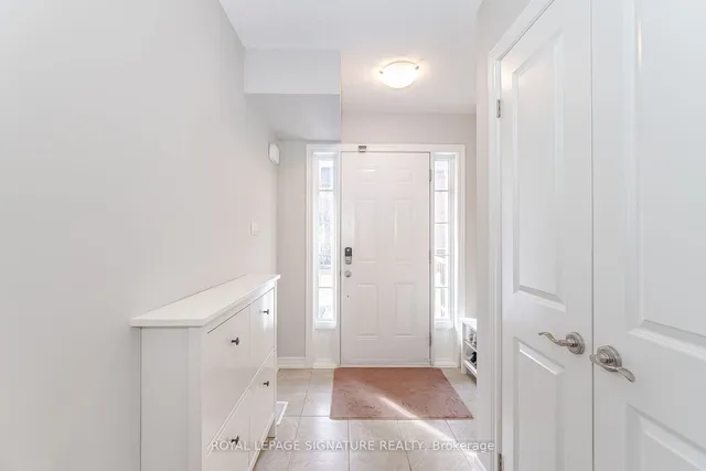 Additional image 18 of 2220 Queensway Dr Unit 15