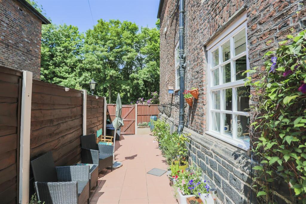 Additional image 27 of The Starkies, Bury