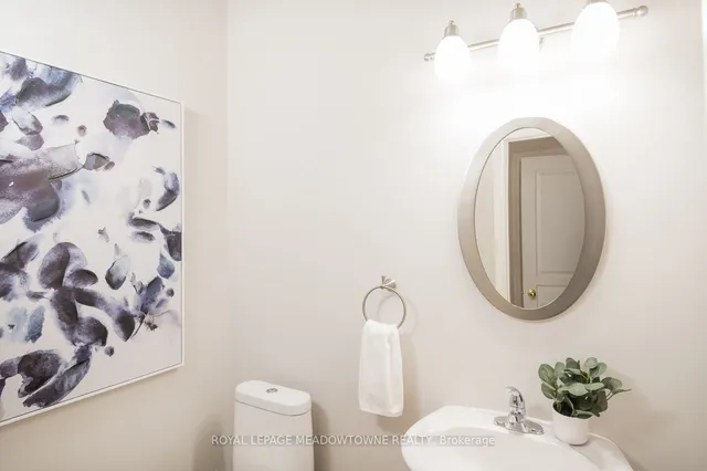 Additional image 17 of 401 Black Dr