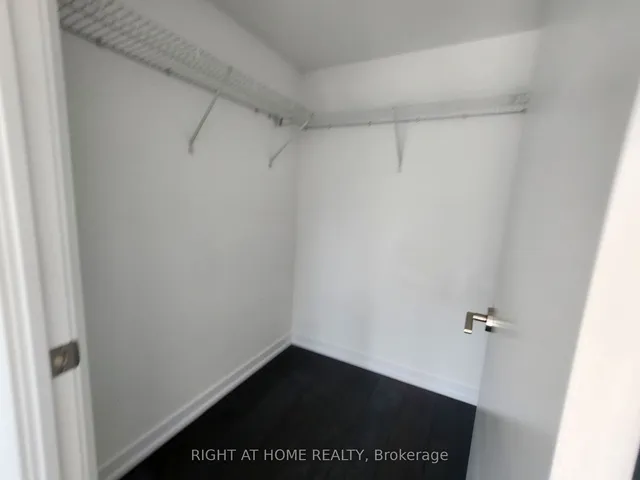 Additional image 5 of 219 Dundas St Unit 805