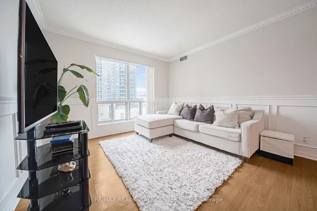 Additional image 16 of 11 Lee Centre Dr Unit 603