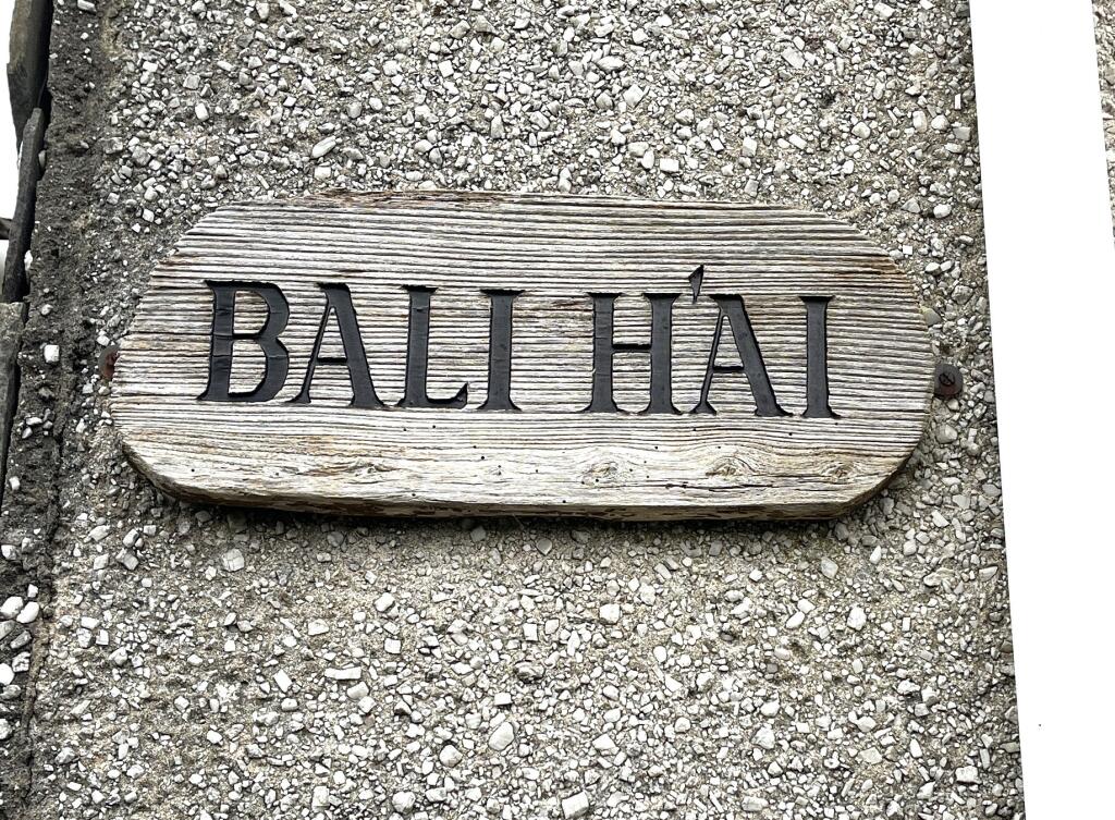 Additional image 3 of Bali-Hai, Salisbury Road, Abercynon, Mid Glamorgan, CF45 4BE