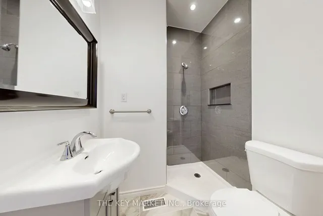 Additional image 32 of 1078 Dovercourt Rd