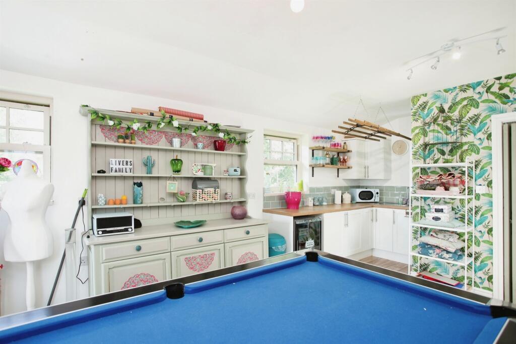 Additional image 29 of Woodland Terrace, Maesycoed, PONTYPRIDD