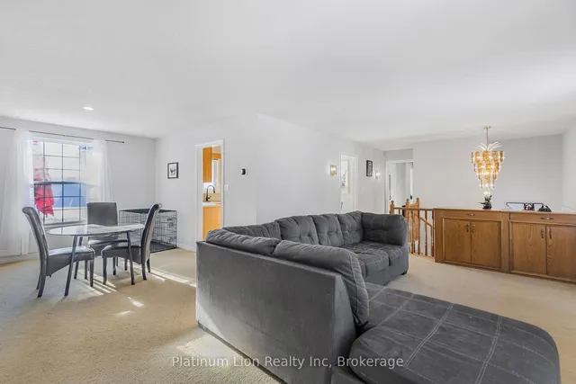 Additional image 3 of 231 Freelton Rd