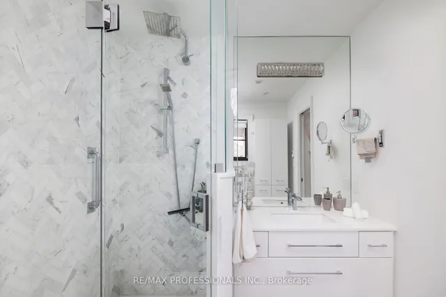 Additional image 22 of 73 Gormley Ave