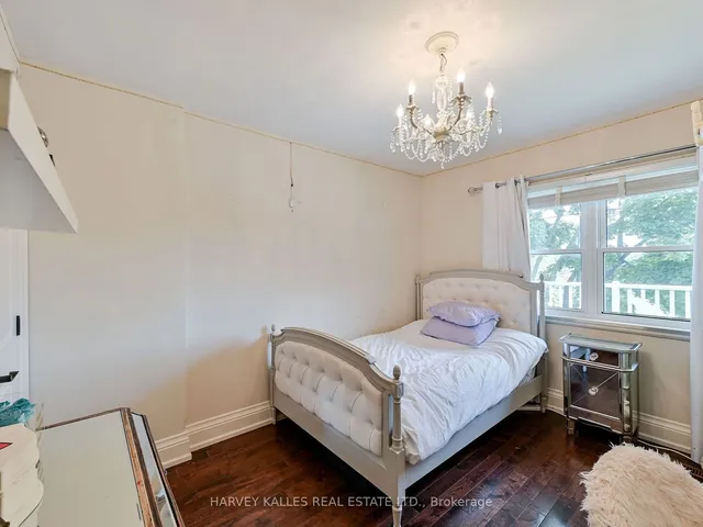 Additional image 24 of 12 Alameda Ave