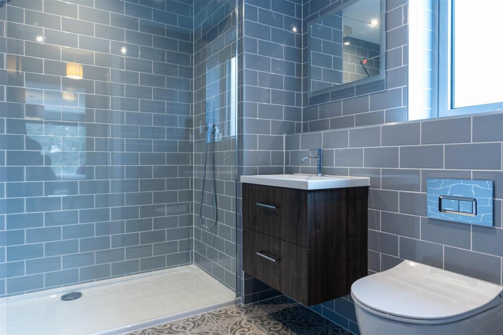 Additional image 13 of Links Road, Lower Parkstone