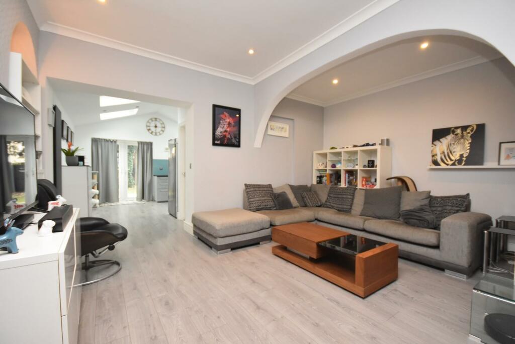 Additional image 2 of 37 Lavernock Road, Penarth, CF63 3NX