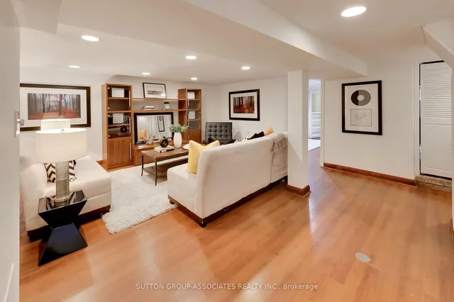 Additional image 20 of 25 Roseneath Gdns